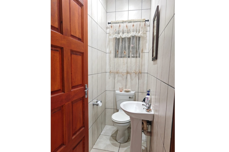 3 Bedroom Property for Sale in Deneysville Free State